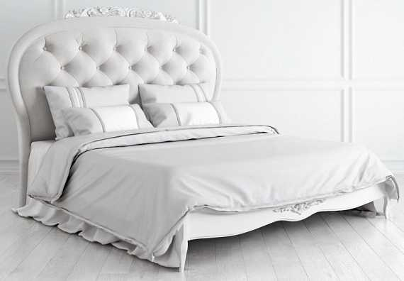 Кровать с декором Romantic Silvery Rome 180*200