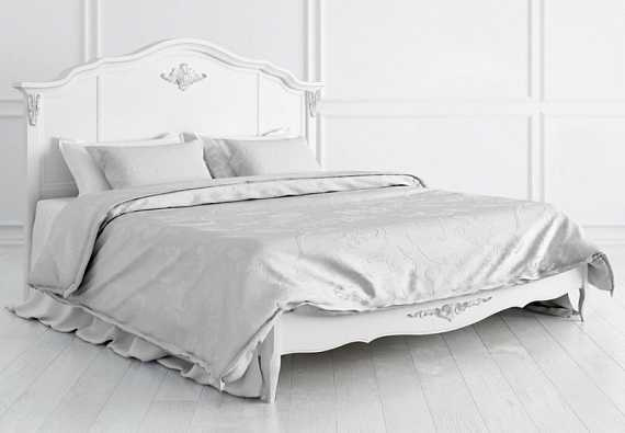 Кровать с деревянным Romantic Silvery Rome 180*200