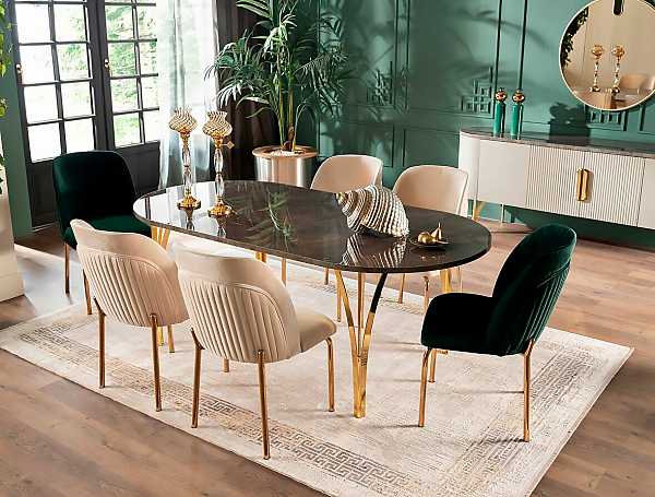 Обеденные столы